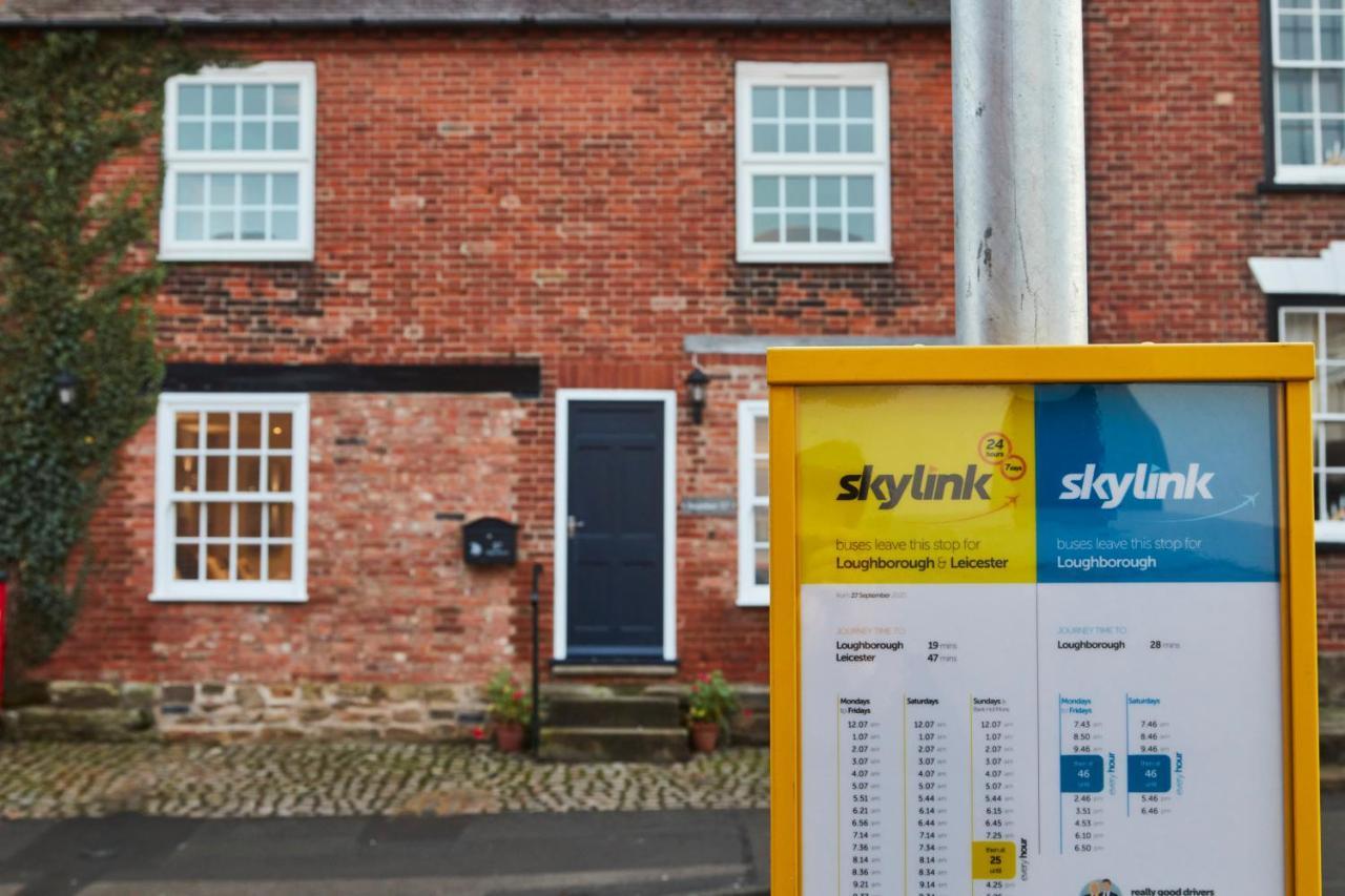 The Nutcracker Suite - Self Check-In, Self-Catering Apartment For East Midlands Airport Kegworth Esterno foto